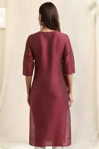 Maroon art silk mirror embroidery pintuck pattern kurta for women