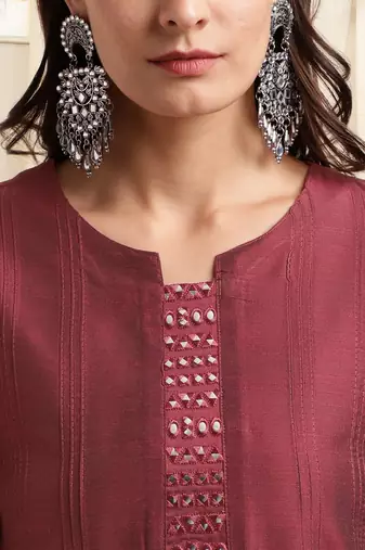 Maroon art silk mirror embroidery pintuck pattern kurta for women