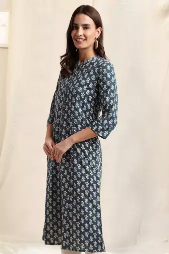 Blue off white cotton paisley printed princess line kantha work buttons kurta for women