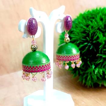 Quilled jhumkas with resin stud earrings 4 1
