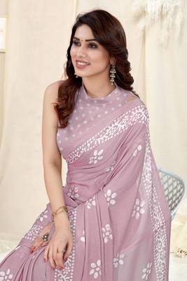 Pink Batik printed Chiffon casual wear saree 4