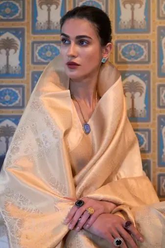 Cream Kumbhi silk bland Kanjivaram style festive wear zari border saree with Blouse