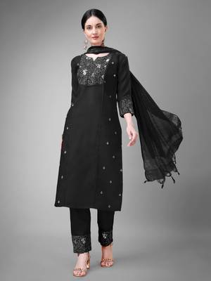 Women embroidered cotton blend black kurta pant dupatta set 1