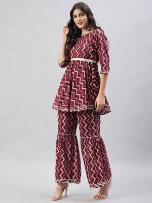 Winered woman maroon chevron print self belt sharara set 3