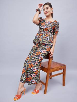 Winered woman Multicolor printed back tie-up co-ord set 1
