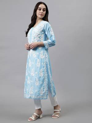 hand embroidered blue muslin lucknowi chikan kurta 3