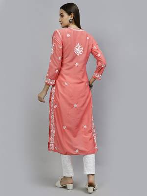 hand embroidered peach muslin lucknowi chikan kurta 2