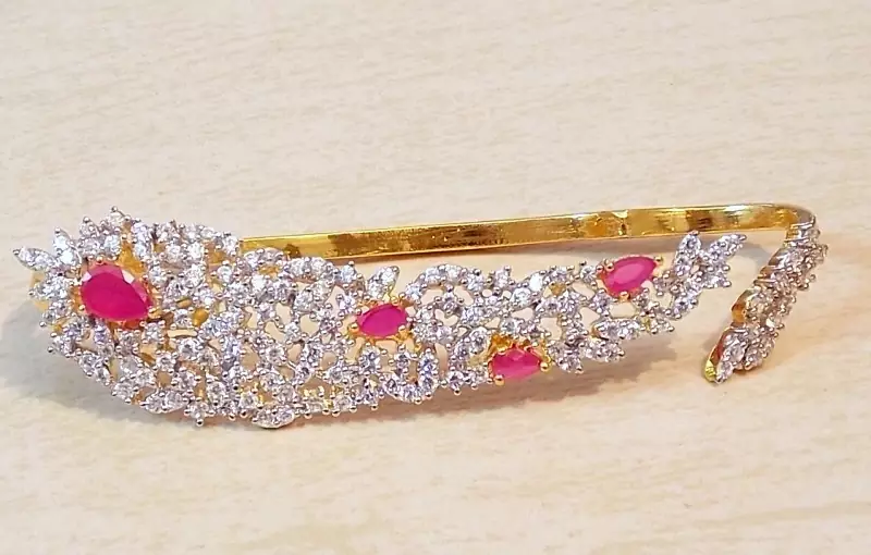 STYLISH FINE CZ RING