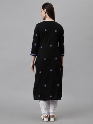 hand embroidered black cotton lucknowi chikan kurta 3