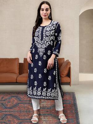 hand embroidered navy blue muslin lucknowi chikan kurta 1
