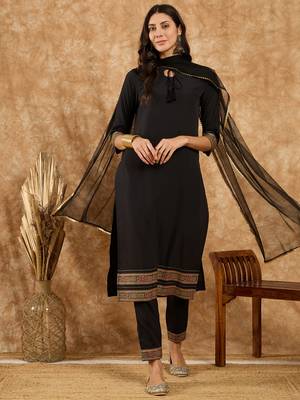 Ziyaa women's black crepe kurta, pant and dupatta set 1