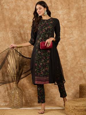 Ziyaa women's black crepe kurta, pant and dupatta set 2