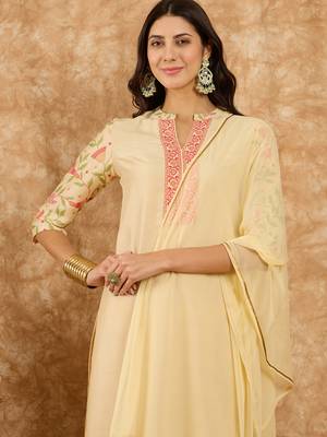 Ziyaa women's cream chinon kurta, pant and dupatta set 4