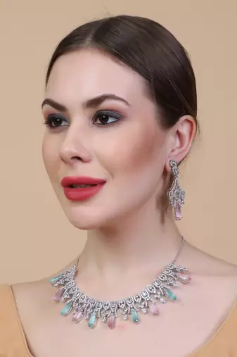 Silver plated multiclor sparkling ad necklace and long earrings set