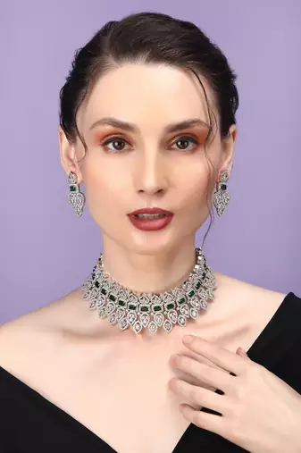 Green ad mango leaf bridal necklace set