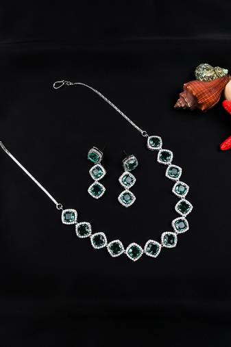 Crystal green cz-ad subtle necklace set