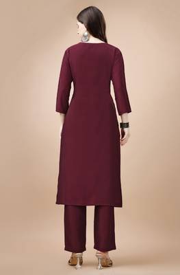  maroon chinon silk solid kurta with pant 2