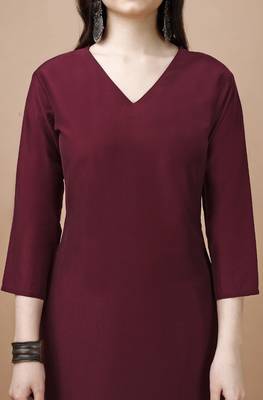  maroon chinon silk solid kurta with pant 3