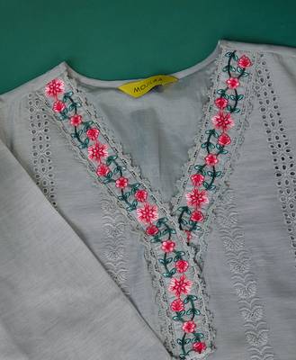  grey chanderi silk bored schiffli embroidered chikankari kurta with pant & dupatta 5