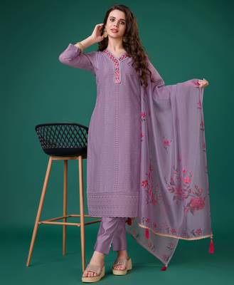  lavender chanderi silk bored schiffli embroidered chikankari kurta with pant & dupatta 1