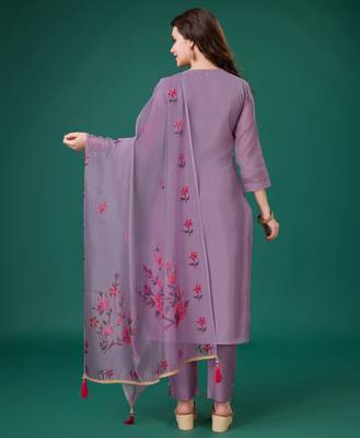  lavender chanderi silk bored schiffli embroidered chikankari kurta with pant & dupatta 4
