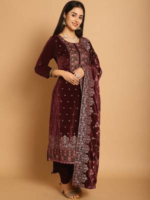 maroon velvet embroidered dress material 4