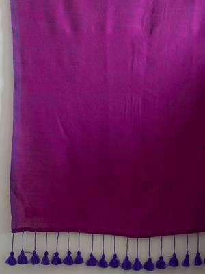Suta magenta solid cotton blend solid woven saree 5