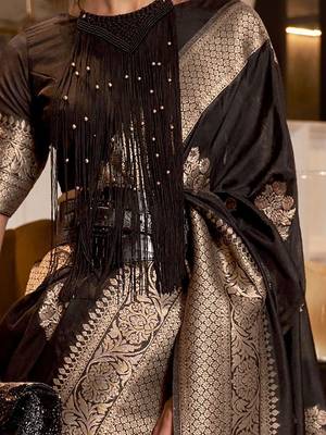 Black Woven Georgette Event Wear Saree With Blouse For Women  3