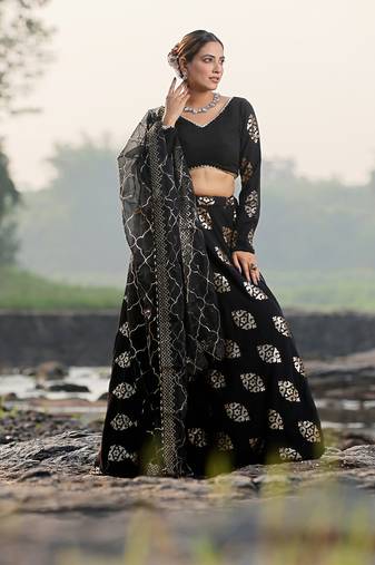 Ethnovog Ready To Wear Black Embroidered Lehenga With Organza Dupatta