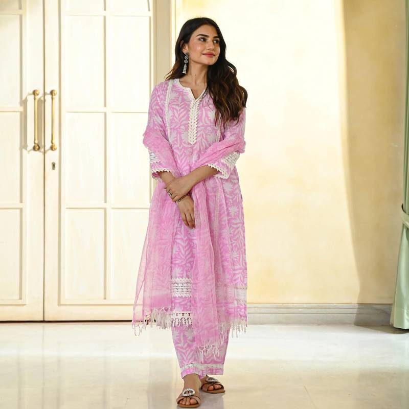 Pink Cotton Silk Floral Printed Fabric Lace border Work Straight Kurta, Pant and Dupatta Set