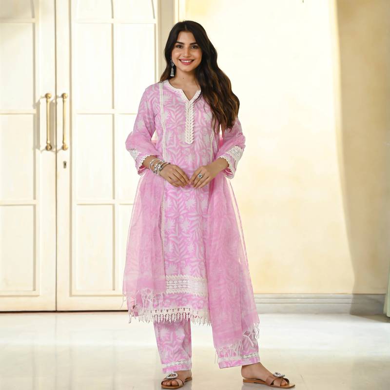 Pink Cotton Silk Floral Printed Fabric Lace border Work Straight Kurta, Pant and Dupatta Set
