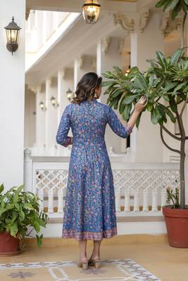 Women rayon printed anarkali kurta 2