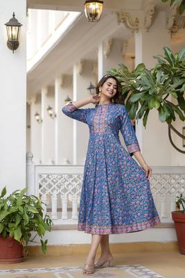 Women rayon printed anarkali kurta 5