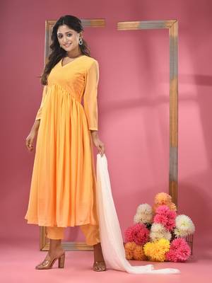 Yellow embellished gathered georgette suit set with dupatta 2