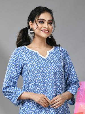 Blue cotton kurta & palazzo set with ethnic prints 4