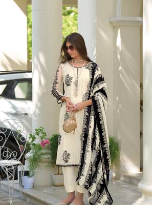 White pure cotton with embroidery work full stitch fancy suit set 1