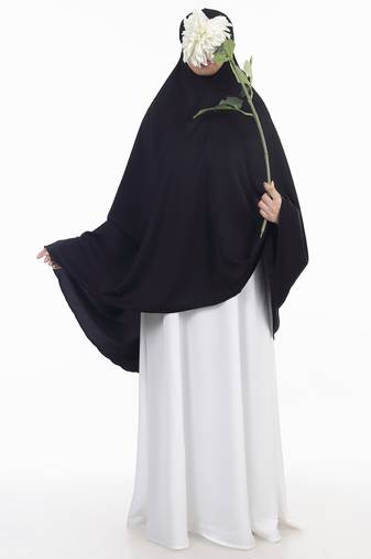 Ana black without sleeves makhna
