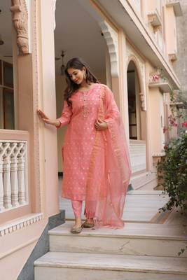 Pink chanderi kurta set with chanderi duppata 4