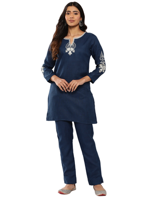  blue pure cotton co-ord set with thread work 1