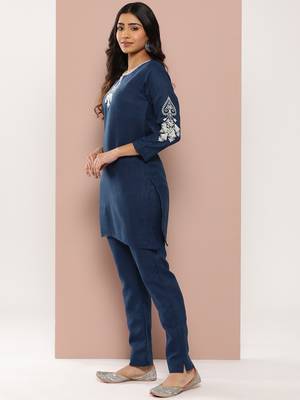  blue pure cotton co-ord set with thread work 2