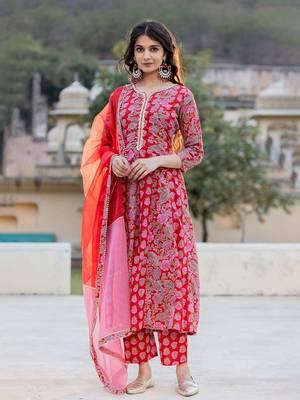  red floral print anarkali kurta trouser and dupatta set 5