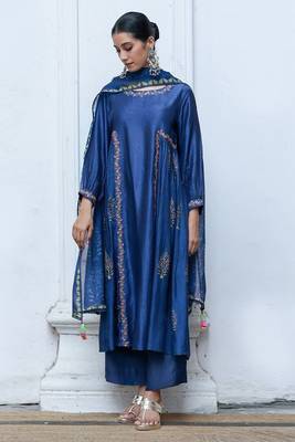 Blue Raw Silk Salwar Suit With Organza Dupatta 1