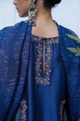 Blue Raw Silk Salwar Suit With Organza Dupatta 4