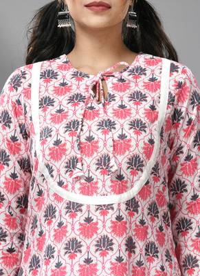 Cream & white cotton floral printed kurta & pant set 5