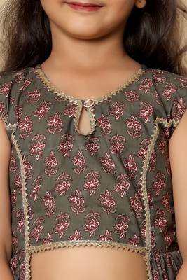 Grey embllished floral printed cotton sharara set girls 2