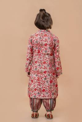Cutiediva Girls wedding floral print kurta and afghani set in modal 2