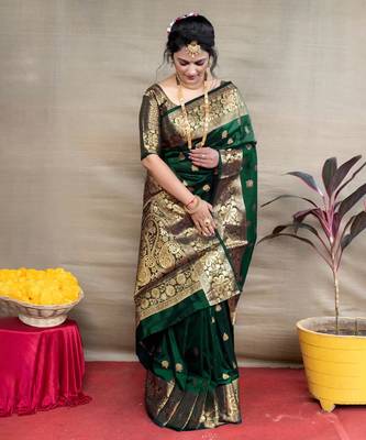Green and Gold Silk Banarasi Saree with Blouse Piece 1