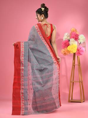 Dark Grey Pure Cotton Tant Saree With Woven Designs Without Blouse 3