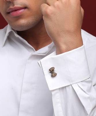 Dashing Bow Cufflinks 1