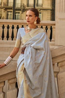 Grey Khadi Silk Handloom Weaving Saree With Blouse For Women 3